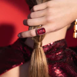 Caroline Svedbom Lydia Cocktail Ring Mulberry Red + Light Rose Online